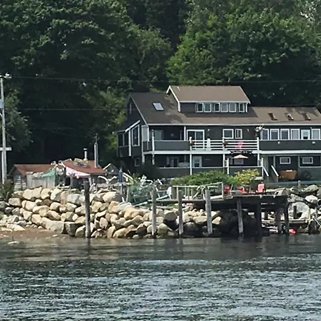 Seawatch Bed & Breakfast-3
